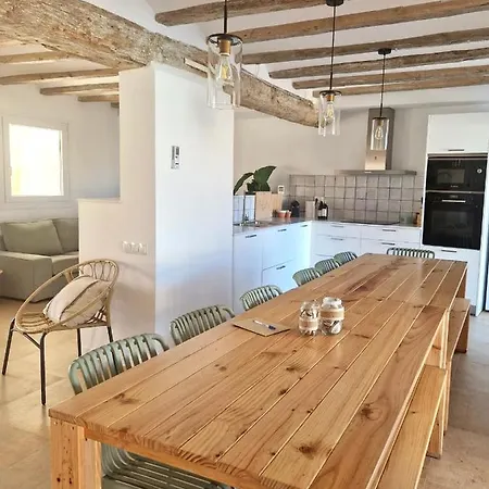 Barracot Villa *
